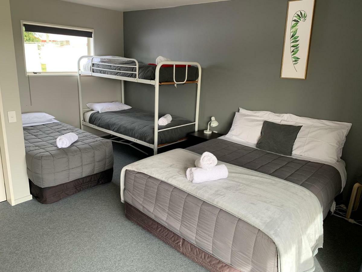 Ranfurly Holiday Park & Motels Экстерьер фото